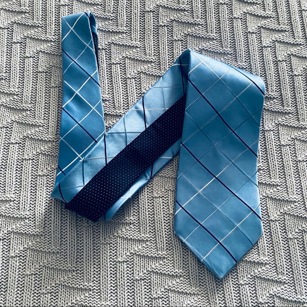 Tommy Hilfiger blue plaid tie